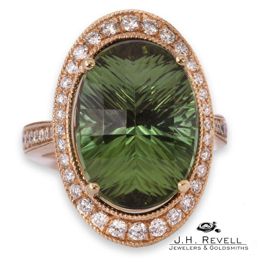 Jewelry Store «Revell Jewelers», reviews and photos, 904 Middle Rd, Bettendorf, IA 52722, USA