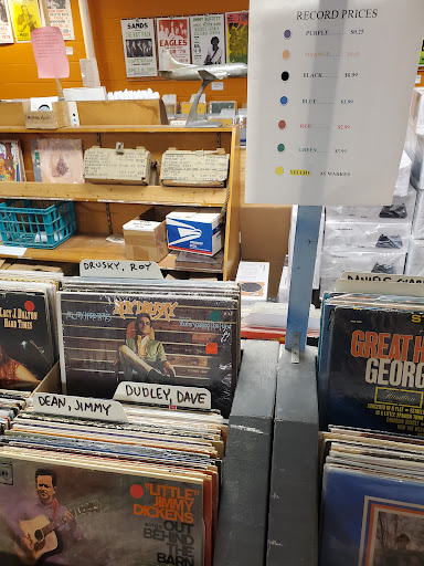 Record Store «POPS Resale», reviews and photos, 1423 Leestown Rd B, Lexington, KY 40511, USA