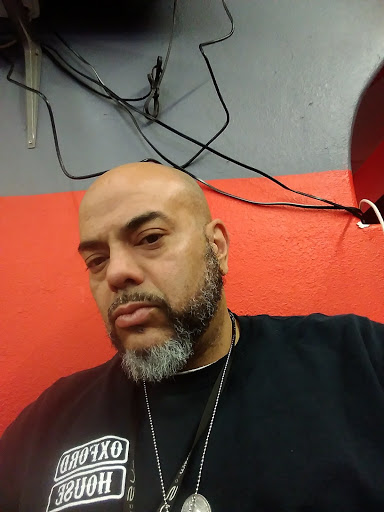 Barber Shop «Autograph Kutz Barber Shop», reviews and photos, 609 Pat Booker Rd, Universal City, TX 78148, USA