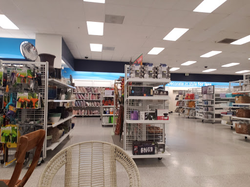 Clothing Store «Ross Dress for Less», reviews and photos, 940 N Western Ave, San Pedro, CA 90732, USA