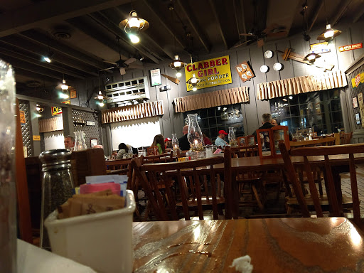 American Restaurant «Cracker Barrel Old Country Store», reviews and photos, 1534 Bear Creek Pike, Columbia, TN 38401, USA