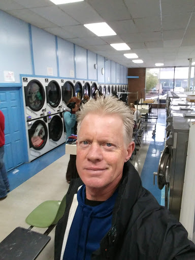 Laundromat «Sunshine on Glisan Coin Laundry & Cleaners», reviews and photos, 7914 NE Glisan St, Portland, OR 97213, USA