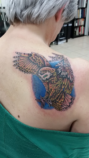 Tattoo Shop «Ain’t That Art Tattoos and Body Piercing», reviews and photos, 1304 Chestnut St, Murray, KY 42071, USA