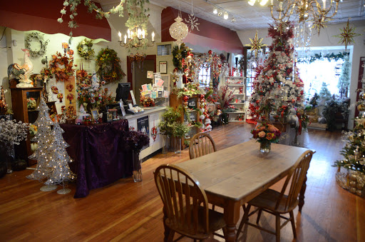 Florist «Carousel Flowers by Shamrock Garden Florist», reviews and photos, 527 S York St, Elmhurst, IL 60126, USA