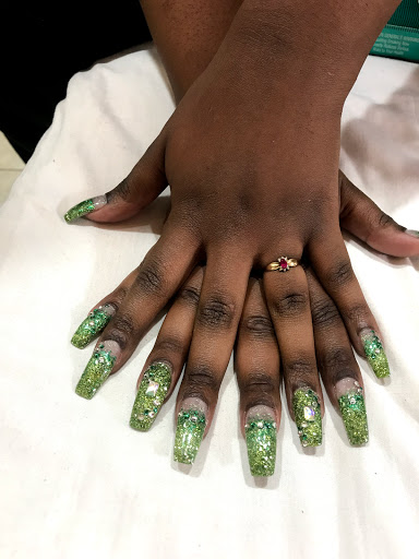 Nail Salon «Calhoun Nail Spa», reviews and photos, 3001 Hennepin Ave, Minneapolis, MN 55408, USA