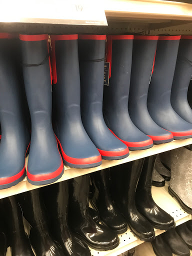 Sporting Goods Store «Academy Sports + Outdoors», reviews and photos, 4232 Ambassador Caffery Pkwy, Lafayette, LA 70508, USA