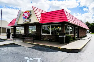 Dairy Queen image