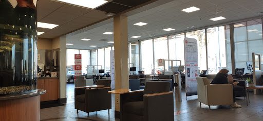 Toyota Dealer «Maplewood Toyota», reviews and photos, 2873 Maplewood Dr, Maplewood, MN 55109, USA