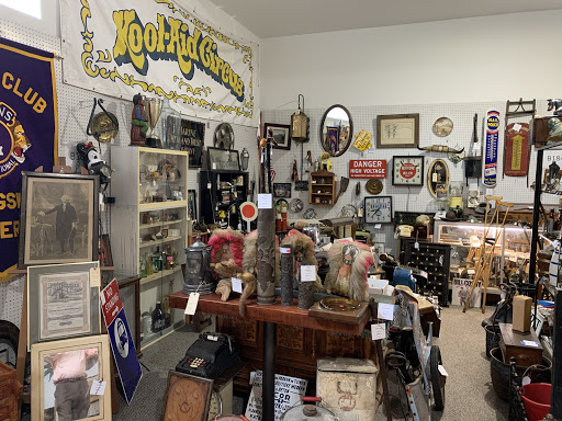 Antique Store «Days Of Olde Antiques & Collectibles At Galloway», reviews and photos, 110 S New York Rd, Galloway, NJ 08205, USA