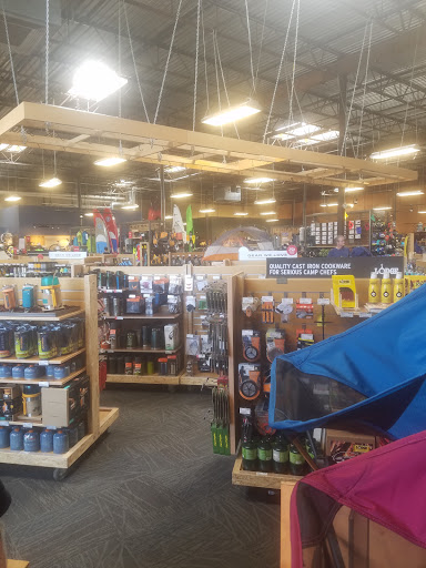 Camping Store «REI», reviews and photos, 766 E Big Beaver Rd, Troy, MI 48083, USA