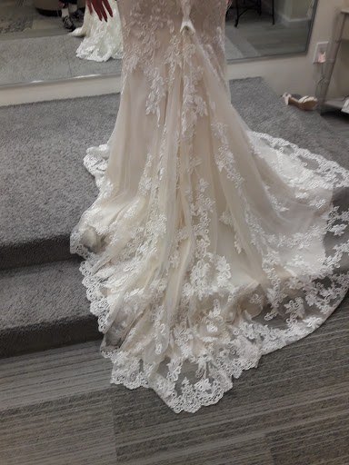 Bridal Shop «L&H Bridal», reviews and photos, 9355 Old Bustleton Ave, Philadelphia, PA 19115, USA