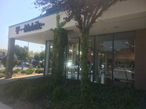 Cell Phone Store «T-Mobile», reviews and photos, 1200 Macdonald Ave, Richmond, CA 94801, USA