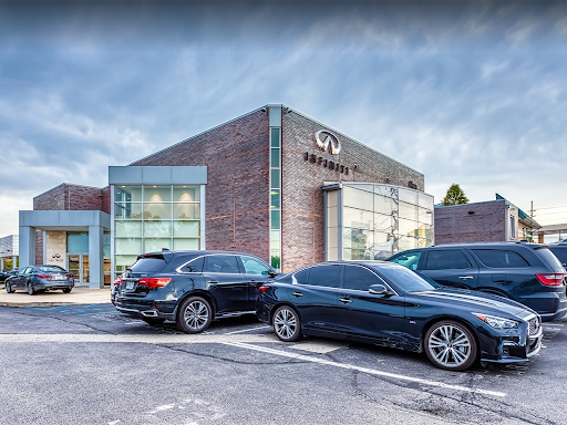 Infiniti Dealer «Plaza Infiniti», reviews and photos, 755 N New Ballas Rd, Creve Coeur, MO 63141, USA