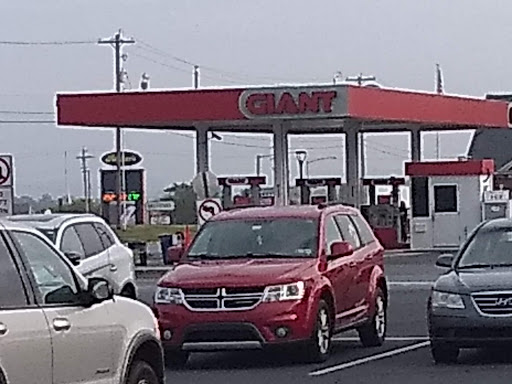 Grocery Store «Giant Food Stores», reviews and photos, 830 N U.S. 15, Dillsburg, PA 17019, USA