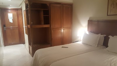 Photos of Hotel de Paris And Hotel Prens De Paris