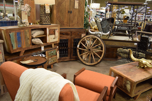 Furniture Store «DOCK 86», reviews and photos, 3201 Country Dr, Little Canada, MN 55117, USA