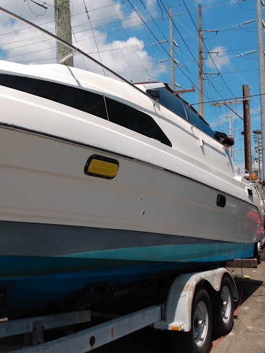 Auto Body Shop «Garden City Auto Body», reviews and photos, 91 Commercial Ave, Garden City, NY 11530, USA