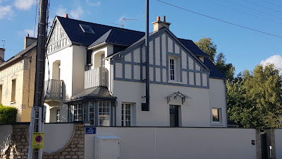 4M à Mouen