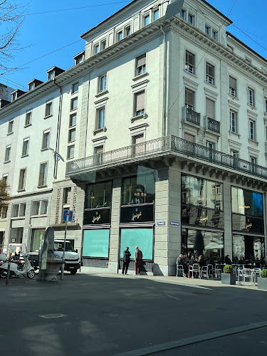 Kommentare und Rezensionen über Satellite Office Zürich Bahnhofstrasse