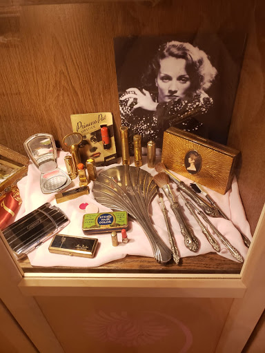 Cosmetics Store «Besame Cosmetics», reviews and photos, 3505 W Magnolia Blvd, Burbank, CA 91505, USA