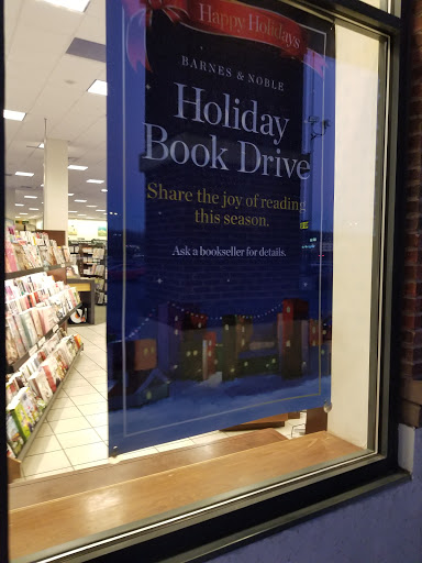 Book Store «Barnes & Noble», reviews and photos, 1980 N Dixie Hwy, Elizabethtown, KY 42701, USA