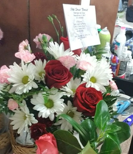 56th Street Florist, 10688 N 56th St, Tampa, FL 33617, USA, 