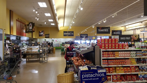 Supermarket «Super Stop & Shop», reviews and photos, 109 Taunton St, Plainville, MA 02762, USA