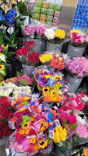 Grocery Store «Superior Grocers», reviews and photos, 151 W Base Line Rd, Rialto, CA 92376, USA