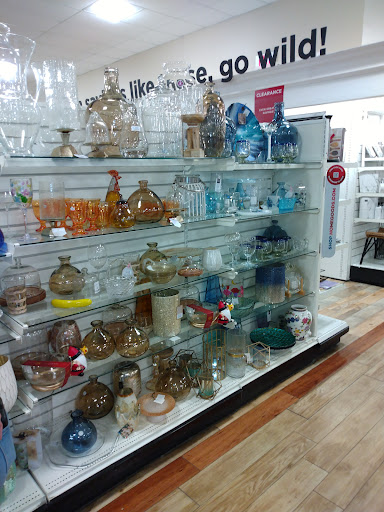Department Store «Marshalls & HomeGoods», reviews and photos, 200 Petersville Rd, New Rochelle, NY 10801, USA