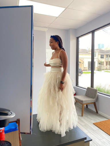 Dry Cleaner «Heights Cleaners & Tailoring», reviews and photos, 2117 Chenevert St, Houston, TX 77003, USA