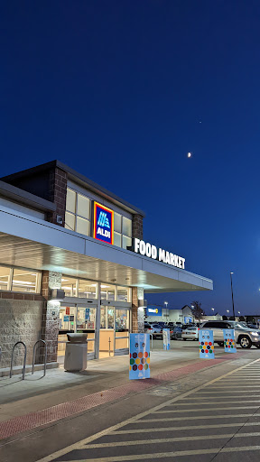 Supermarket «ALDI», reviews and photos, 801 Interstate Dr, Champaign, IL 61822, USA