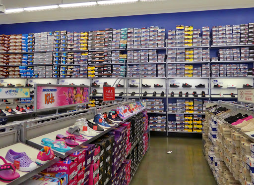 Shoe Store «SKECHERS Factory Outlet», reviews and photos, 303 Gellert Blvd, Daly City, CA 94015, USA