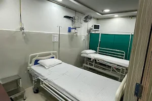 Saket Hospital II Best kidney Hospital || Best Critical Care || Best Orthopedics || Best Diabetes care || Best General Medicine || Best Nephrologist ||Best Neurosurgeon image