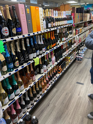 Liquor Store «Temple Liquors Inc», reviews and photos, 42 Temple St, Whitman, MA 02382, USA