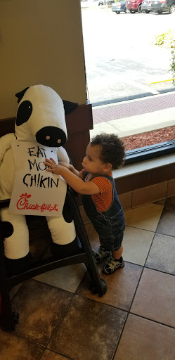 Fast Food Restaurant «Chick-fil-A», reviews and photos, 4435 Fox Valley Center Dr, Aurora, IL 60504, USA