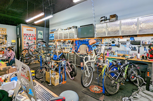 Bicycle Store «The Peddler Bicycle Shop - Cedar Park», reviews and photos, 13010 W Parmer Ln #500, Cedar Park, TX 78613, USA