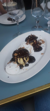 Profiterole du Restaurant français Restaurant l'Abri des Flots in Dinard - n°3