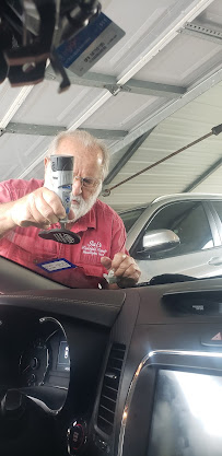 Sal's Windshield Repair & Headlights, Too! - Photo 7 - Car repair in Galveston, TX, Galveston