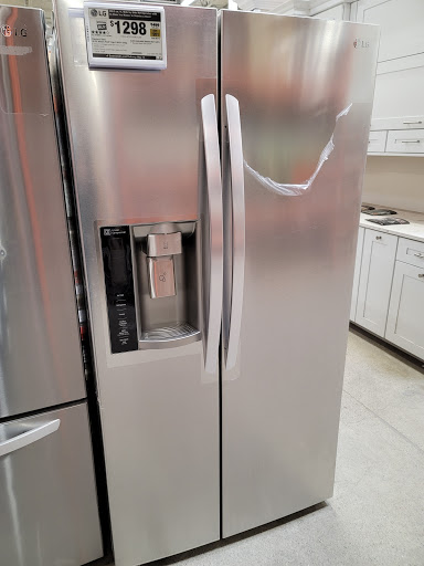 Home Improvement Store «The Home Depot», reviews and photos, 25451 Michigan Ave, Dearborn Heights, MI 48125, USA