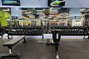 Surge Fitness + Lifestyle Glorietta image