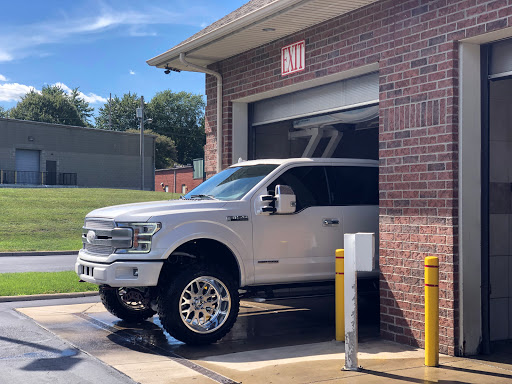 Car Wash «Cascade Car Wash - Springboro», reviews and photos, 185 Hiawatha Trail, Springboro, OH 45066, USA