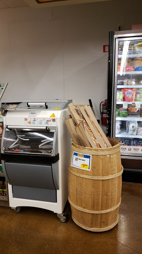 Grocery Store «Fresh Thyme Farmers Market- Town & Country», reviews and photos, 13957 Manchester Rd, Ballwin, MO 63011, USA