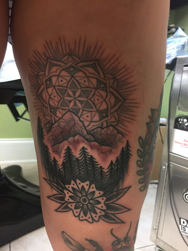 Tattoo Shop «Aces High Tattoo Lake Worth», reviews and photos, 407 S Dixie Hwy, Lake Worth, FL 33460, USA