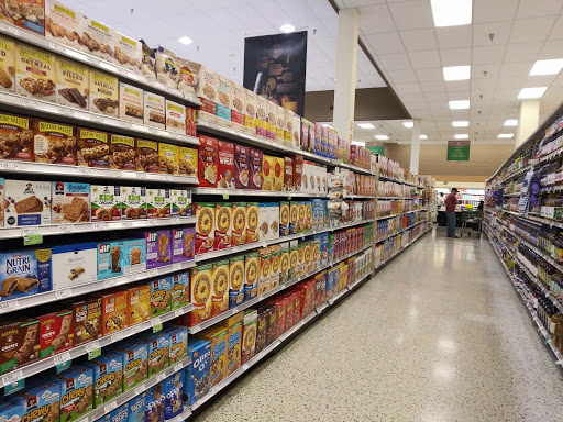 Supermarket «Publix Super Market at Country Club Plaza», reviews and photos, 18496 NW 67th Ave, Hialeah, FL 33015, USA