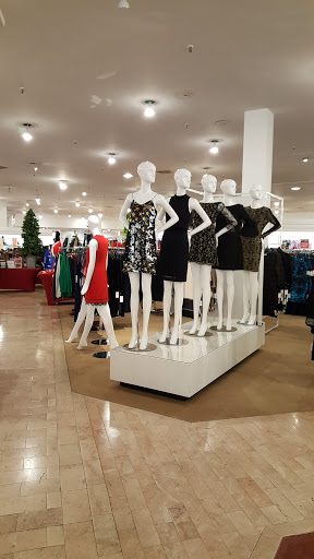 Department Store «Lord & Taylor», reviews and photos, 5255 Western Avenue Northwest, Washington, DC 20015, USA