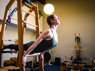 reFORM Pilates and Movement