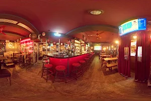 isaac's pub image