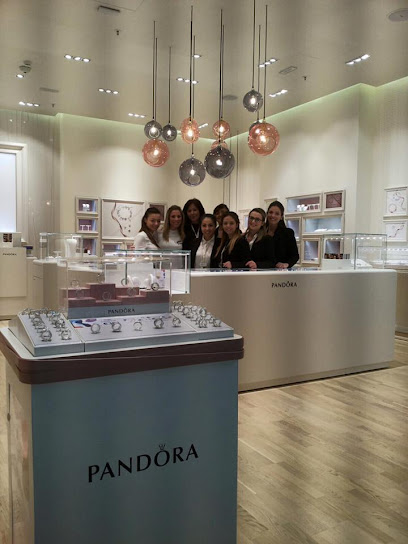 Pandora - Jewelry store - Pompei, Metropolitan City of Naples - Zaubee
