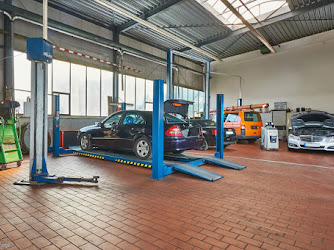 Autoservice Domgjoni GmbH KFZ-Meisterbetrieb