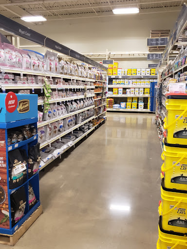 Pet Supply Store «PetSmart», reviews and photos, 159 N Weber Rd, Bolingbrook, IL 60490, USA